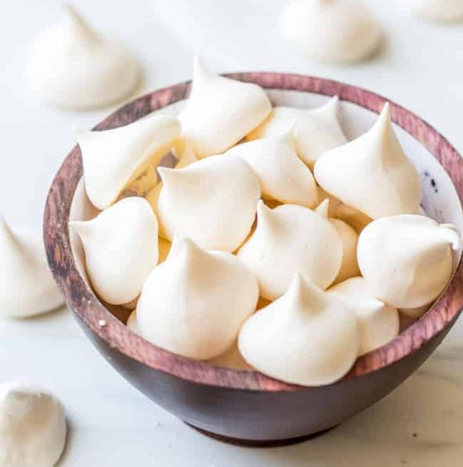 Aquafaba Vegan Meringues Servings