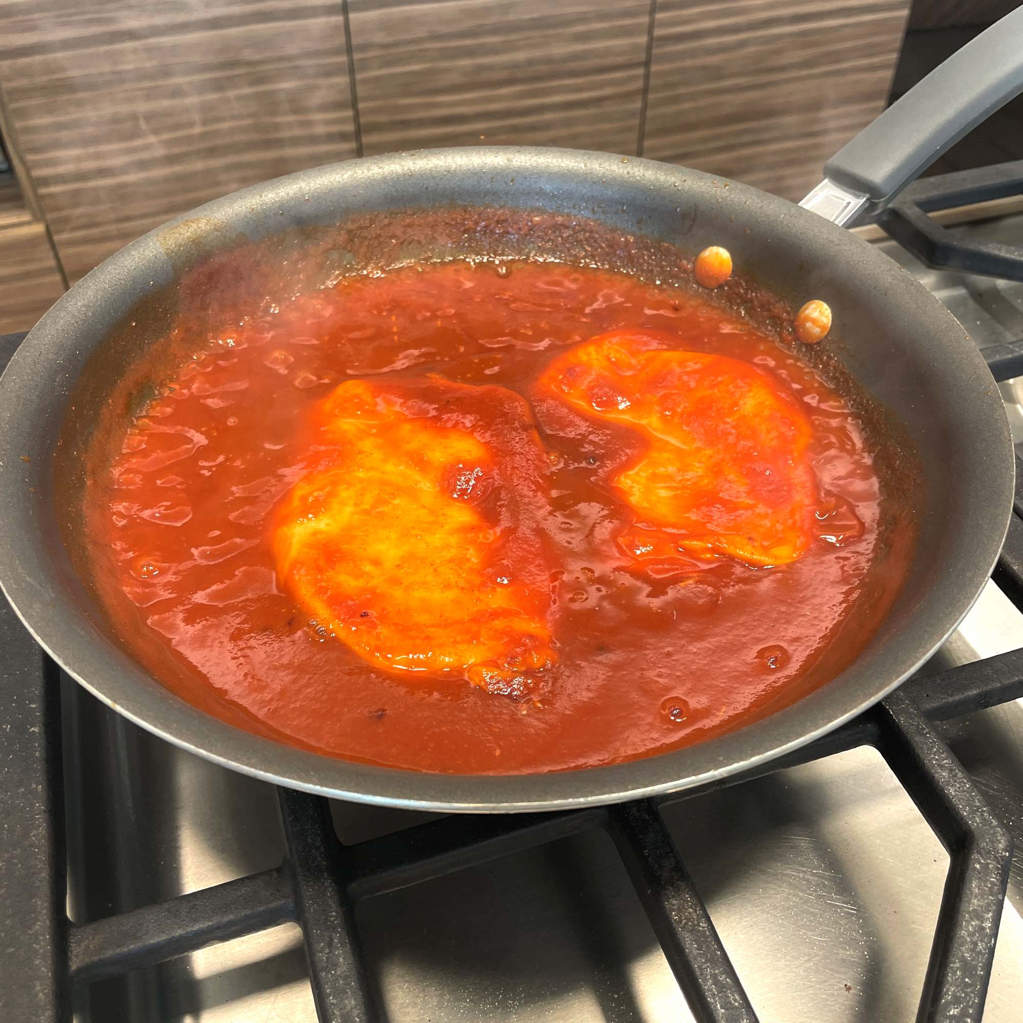 Stovetop barbecue chicken